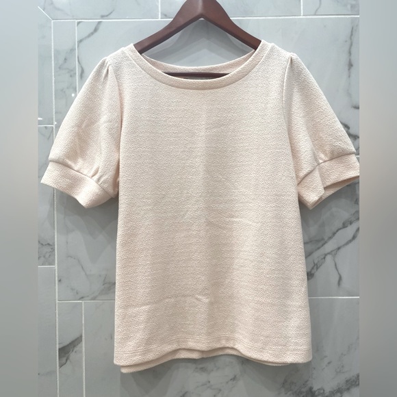 LOFT Tops - Loft Crepe Knit Puff Sleeve Top Blouse